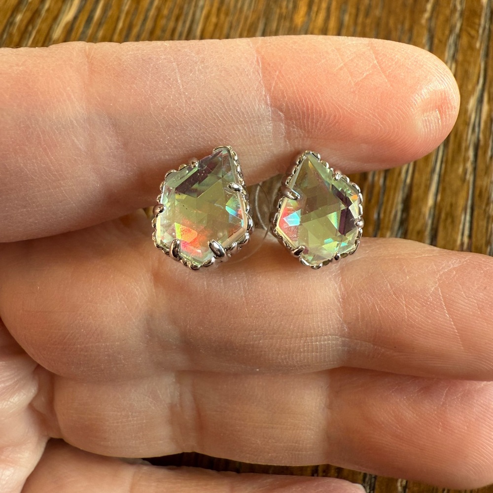 Kendra Scott Tess earrings